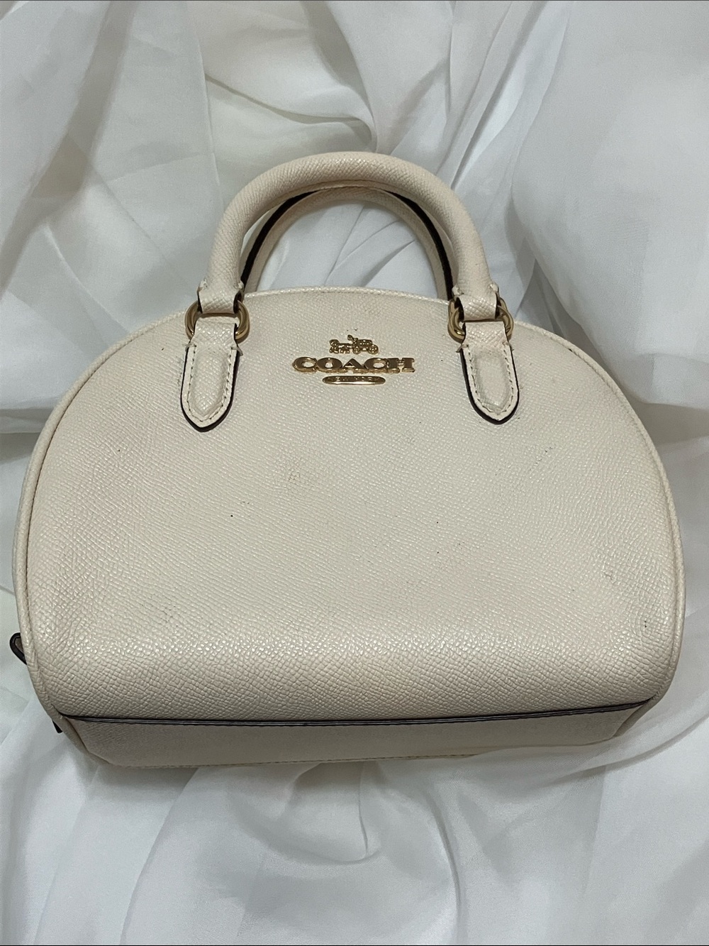 Sydney Satchel - Picture 6 of 11